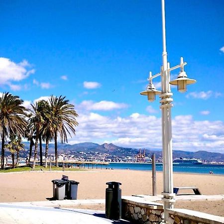 Cosmopolitan Loft & Malaga Beach Exterior foto